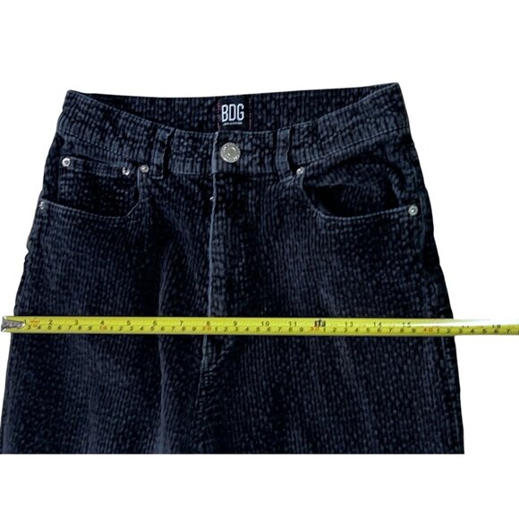 BDG Urban Outfitters High-Rise Baggy Bubble Corduroy Pants Black Size 28 (Small) - Picture 9 of 16